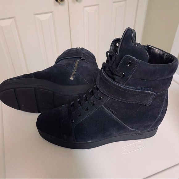 Like-new Prada high-top suede wedge sneakers 39.5 - Picture 2 of 10